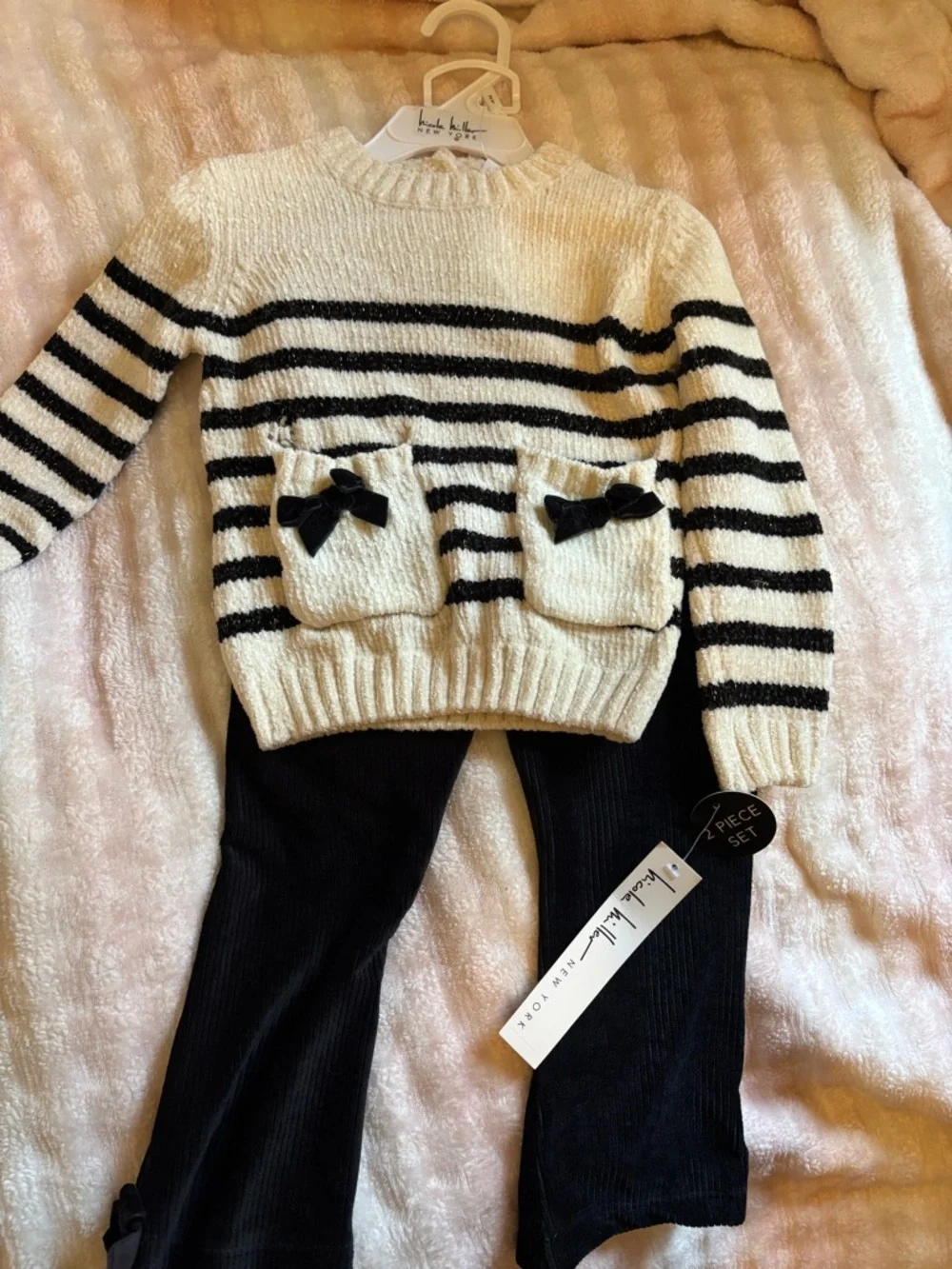 Nicole Miller Black & Cream Striped Crewneck Matching Set with Pocket Bows